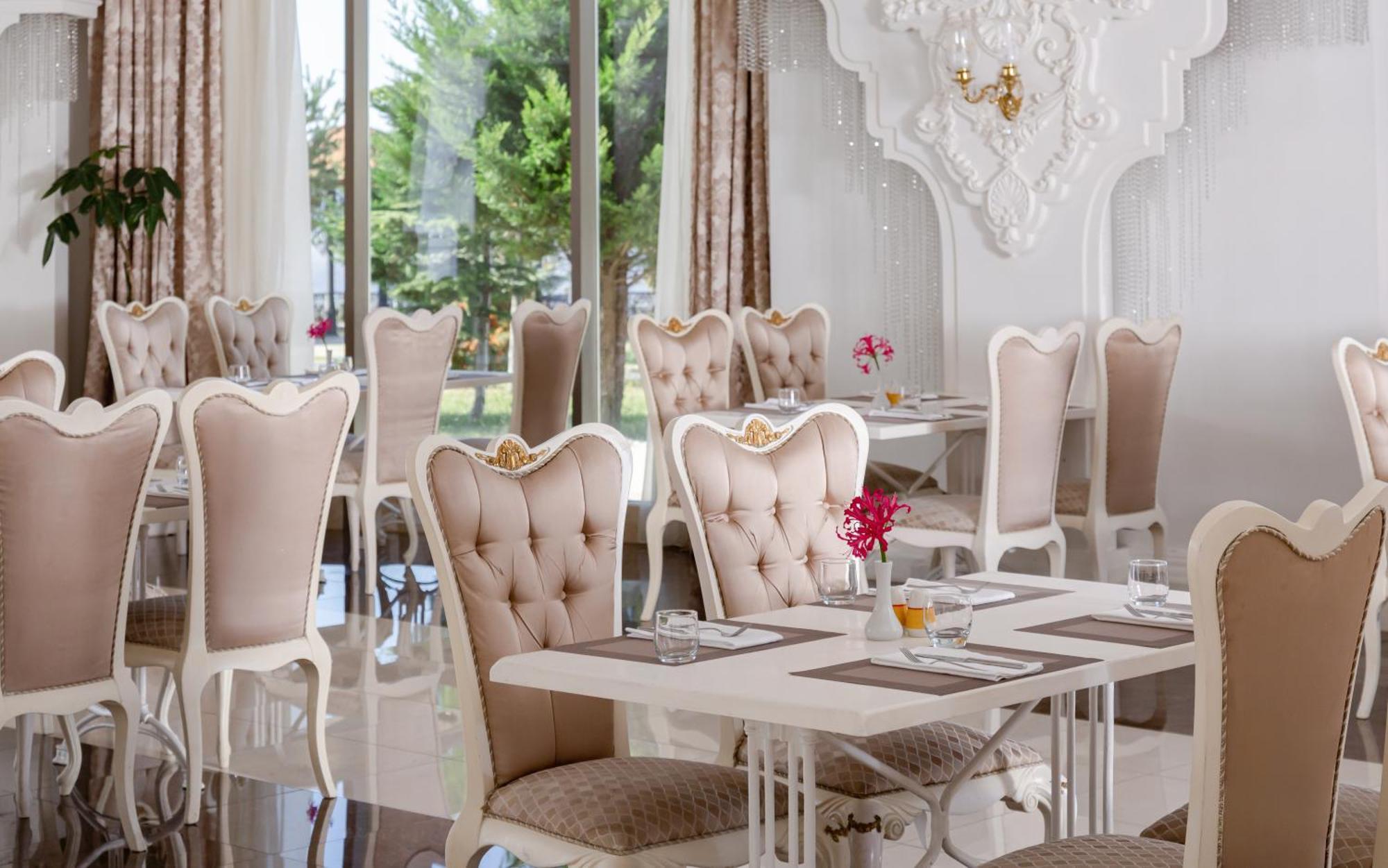 Shamakhi Palace Sharadil Seredil Eksteriør billede Restaurant