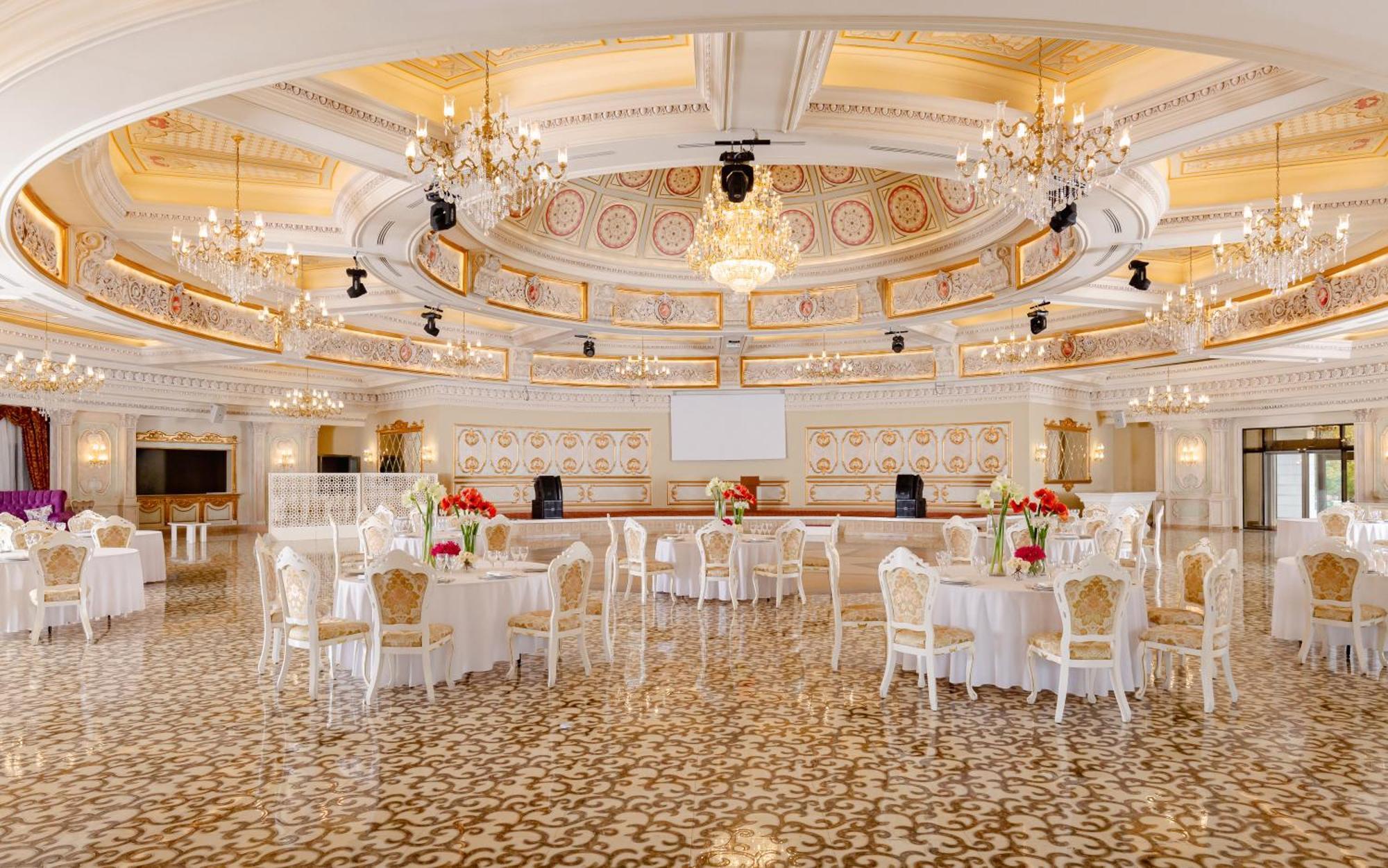 Shamakhi Palace Sharadil Seredil Eksteriør billede The ballroom